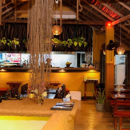 Coconut Style Restaurant & Milinda Guest Hotel Unawatuna Ngoại thất bức ảnh