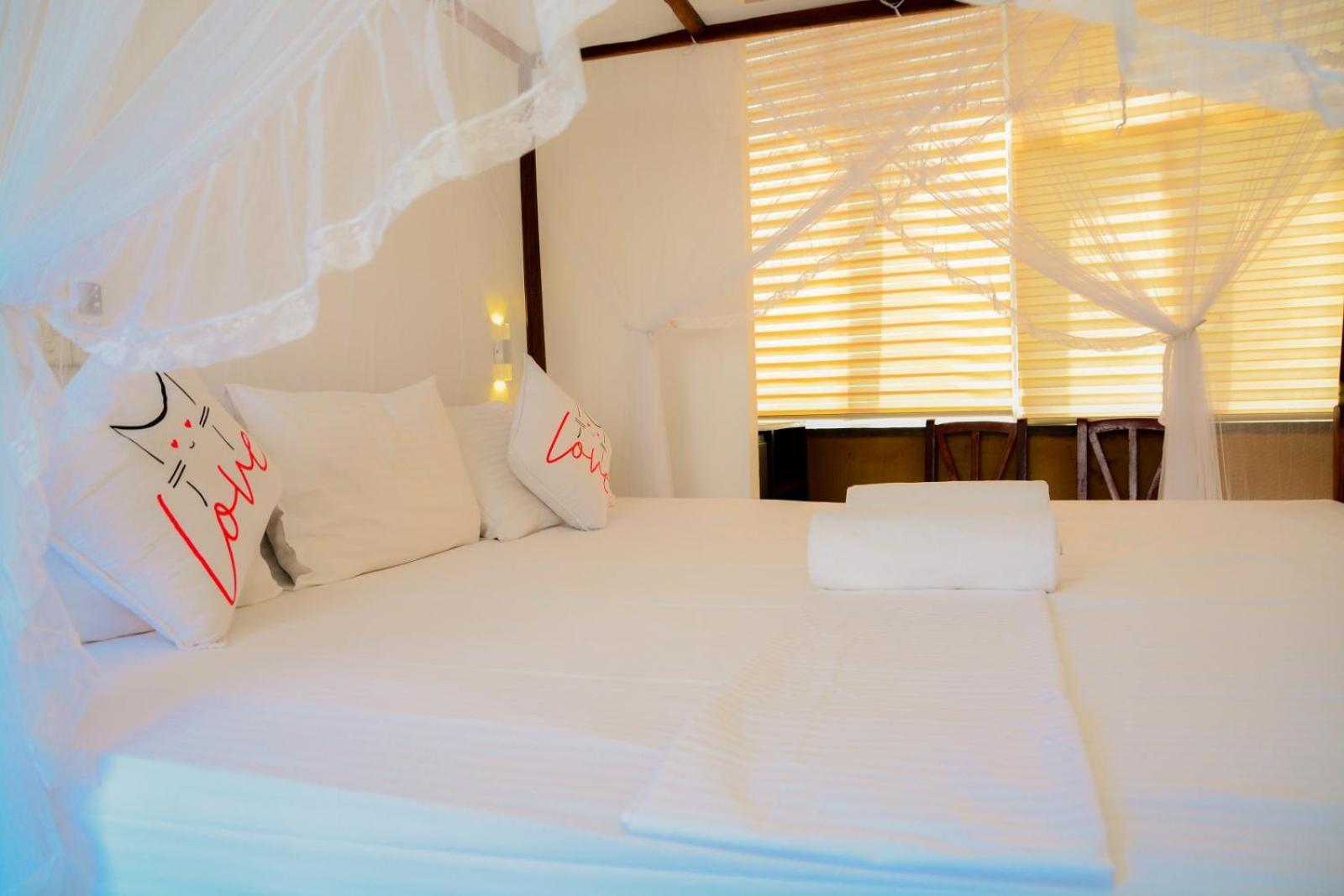 Coconut Style Restaurant & Milinda Guest Hotel Unawatuna Ngoại thất bức ảnh