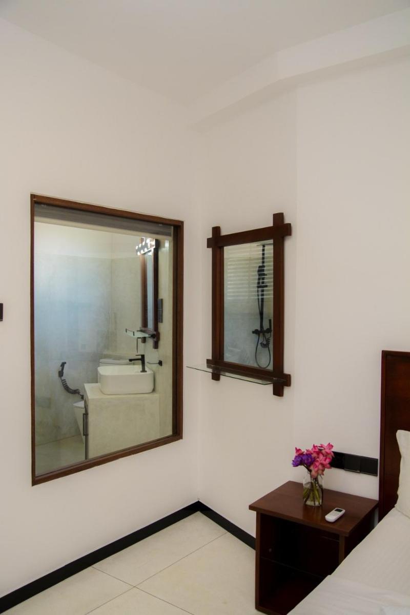 Coconut Style Restaurant & Milinda Guest Hotel Unawatuna Ngoại thất bức ảnh