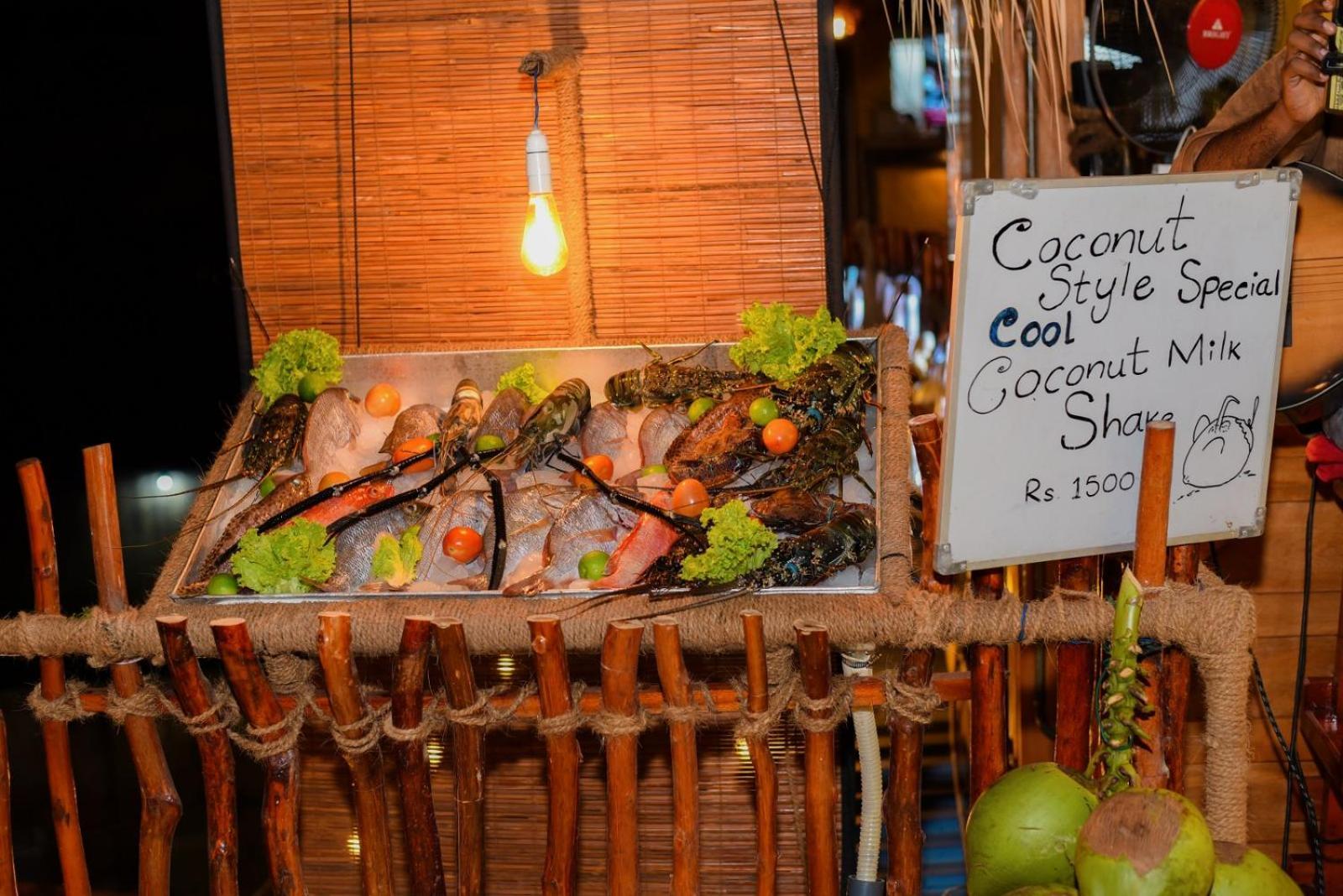 Coconut Style Restaurant & Milinda Guest Hotel Unawatuna Ngoại thất bức ảnh