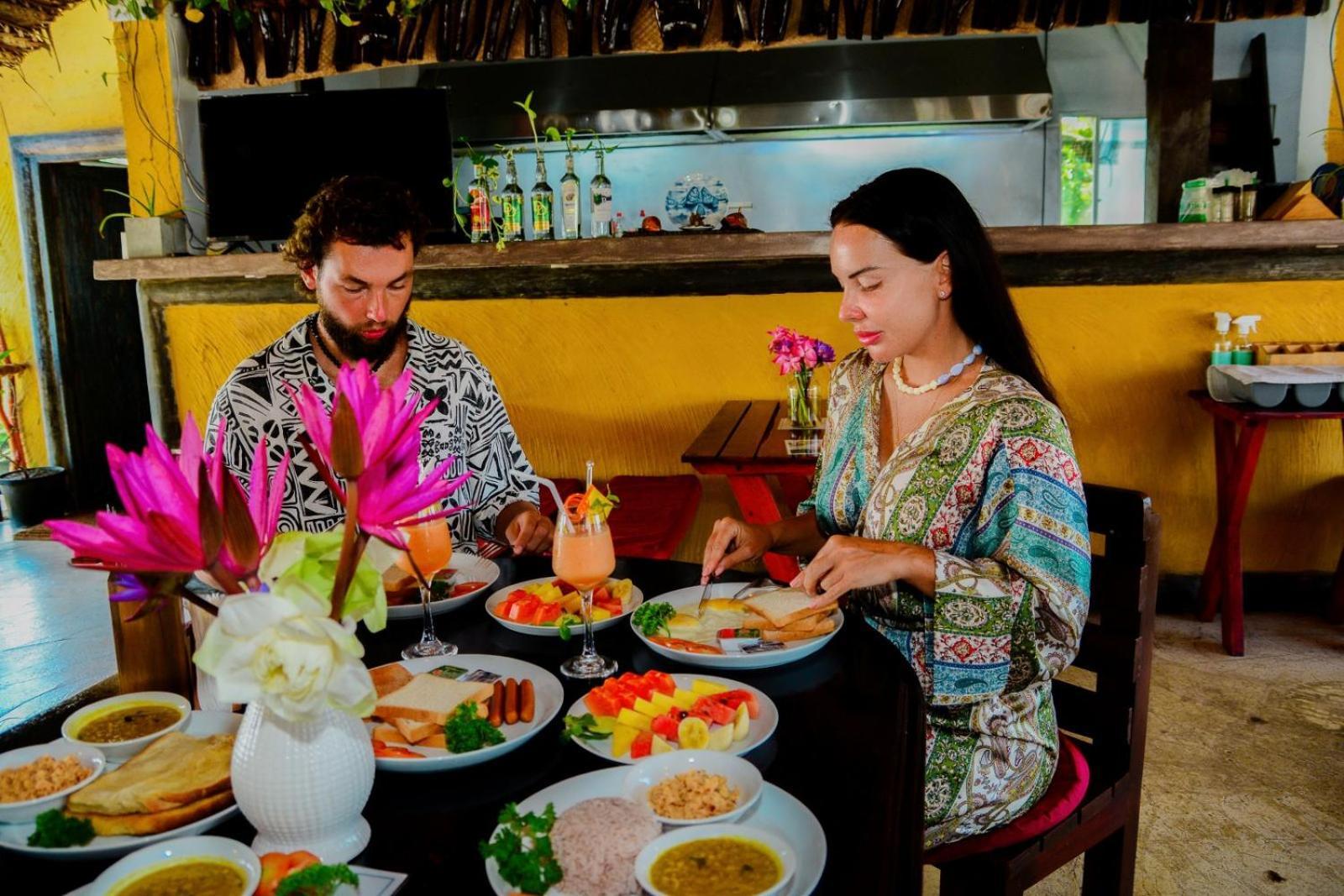 Coconut Style Restaurant & Milinda Guest Hotel Unawatuna Ngoại thất bức ảnh